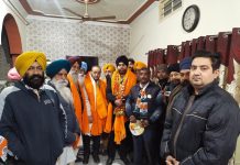 गुरु नानक पुरा वेस्ट में Rajinder Beri का डोर टू डोर अभियान, जगह-जगह हुआ सम्मान Rajinder