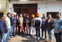 बाग बाहरियां में बंटी नीलकंठ तथा पक्का बाग, खोदियां मोहल्ला में शैरी चड्डा ने करवाई राजेंद्र बेरी की बल्ले बल्ले neelkanth