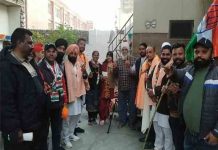 बंटी नीलकंठ ने बलवंत नगर, सरस्वती विहार में बेरी के लिए घर-घर मांगे वोट sought