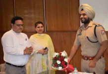 डिप्टी डीए अनिल बोपाराए ने किया SSP नवनीत बैंस का स्वागत