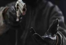 बड़ी वारदात! जालंधर में जुआ खेल रहे जुआरियों पर लुटेरों का हमला, लूटपाट, फायरिंग, देखें Video 2