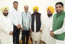 Jalandhar Lok Sabha By-Election : जालंधर में चल रहा है ‘झाड़ू’, BJP नेता Mohinder Bhagat, Atul Bhagat को CM Bhagwant Mann ने करवाया जॉइन, MLA शीतल अंगुराल ने किया ये कमेंट former