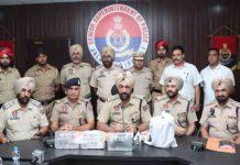 जालंधर देहात पुलिस को मिली बड़ी सफलता! पुलिस नाका तोड़ भागे युवक से करोड़ों के हैरोईन बरामद, नूरमहल डकैती में 5 डकैत अरेस्ट success