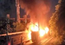 Video : bharat gaurav train में लगी आग, 10 यात्री जिंदा जले, सामने आई हादसे की वजह bharat