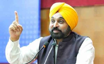 लोकतंत्र की रक्षा करते हुए CM मान ने देश की जनता के लिए उठाई आवाज़ : “SIR पर सवाल उठाना जनता का हक़ है, ECI जवाबदेह बने cm