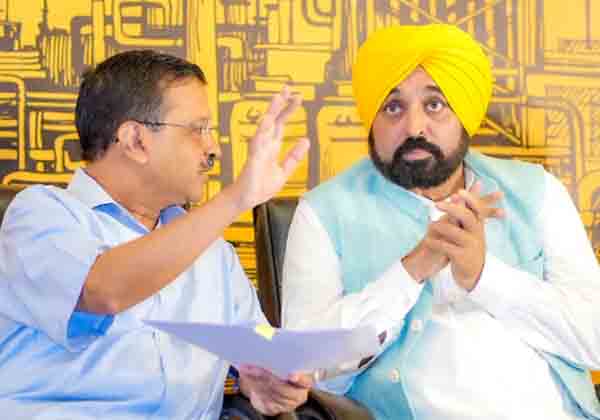 cm mann cm kejriwal aam
