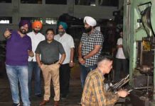 Unison Lawn Equipment फैक्ट्री पहुंचे DC Vishesh Sarangal, उद्योगपतियों की समस्याएं सुनी, रोजगार के अवसर पैदा करें उद्योगपति – DC dc