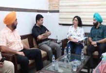 Jalandhar – सिविल अस्पताल के नशा छुड़ाओ केंद्र में पहुंचे DIG Swapan Sharma, SSP Mukhwinder Bhullar, दिए ये निर्देश jalandhar
