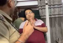 हैवानियत! बुर्जुग मां को वकील ने बेरहमी से पीटा, पुलिस और बार एसोसिएशन ने लिया ये सख्त एक्शन, Video lawyer