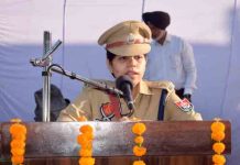 कपूरथला में पुलिस यादगार दिवस को समर्पित श्रद्धांजलि समारोह, शहीदों के पारिवारिक सदस्यों को हर संभव मदद के लिए जिला पुलिस वचनबद्ध – SSP वत्सला गुप्ता tribute