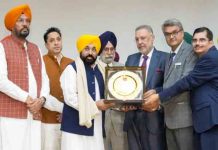 CM Bhagwant Mann ने किया ऐलान! इस दिन से लोगों को घरों में मिलेंगी ये 42 सेवाएं cm