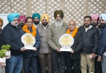 सूचना एवं लोक संपर्क विभाग द्वारा फोटो सिनेमा अधिकारी तरुण राजपूत और निबंधकार अतीक-उर-रहमान को सेवानिवृत्ति पर गरिमापूर्ण विदाई