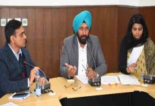 स्थानीय निकाय मंत्री द्वारा विभिन्न स्कीमों के अधीन चल रहे प्रोजैक्टों को तेज़ी से मुकम्मल करने के आदेश local