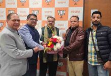 BJP नेता तरूण चुग का दिल्ली में अमित तनेजा, मोनू पुरी ने किया स्वागत, लोकसभा चुनावों के लेकर तरूण चुग ने किया ये बड़ा दावा amit