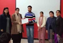 इनोसेंट हार्टस ग्रुप ऑफ़ इंस्टीट्यूशन्स के स्कूल ऑफ़ आईटी में पीपीटी प्रतियोगिता का आयोजन innocent