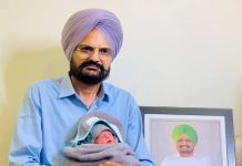 सिद्धू मूसेवाला के घर लौटी खुशियां, मां चरण कौर ने दिया बेटे को जन्म, पिता ने FB पर छोटे ‘शुभ’ की तस्वीर शेयर कर कही ये बात sidhu