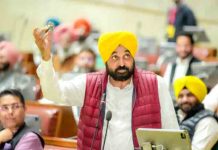 सदन में ताला चाबी लेकर पहुंचे CM Bhagwant Mann, कहीं भाग न जाएं विपक्ष punjab