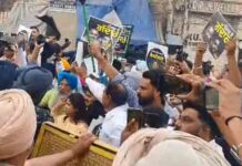 जालंधर – रोड शो में सुशील रिंकू, शीतल अंगुराल का जनता ने किया जब्रदस्त विरोध, जालंधर वासियों ने दोनों को बताया पंजाब के ‘गद्दार’, रोड शो में मशहूर हेयर ड्रेसर से हो गया ये कांड, देखें वीडियो public