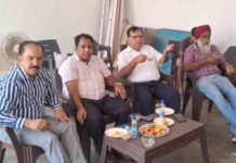 जालंधर के इन गांवो में पहुंचे तहसीलदार राम चंद, कानूनगो नरेश कुमार, किसानों को समझाया – कतई न करें ये काम tehsildar