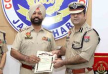 जालंधर – CP Swapan Sharma ने किया 42 अधिकारियों को सम्मानित, प्रशंसा पत्र के साथ दिए 7.5 लाख के नकद ईनाम cp