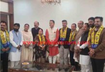 आप का जबरदस्त खेला! जालंधर में पूर्व पार्षद अरूणा अरोड़ा समेत ये कांग्रेसी और BJP नेता आप में शामिल congress