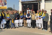 फगवाड़ा में आप नेता हरजी मान ने दिया कांग्रेस को तगड़ा झटका, तीन मौजूदा पार्षद आप मे शामिल aap