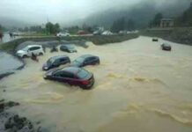 हिमाचल प्रदेश में भारी बारिश से तबाही, 2 जगह बादल फटे, देखें वीडियो, पंजाब में लगातार बारिश से गिरा पारा, स्कूलों का समय बदला heavy