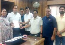 नितिन कोहली ने सूर्या इंकलेव व आसपास के ईलाकावासियों का मुद्दा, राजविंदर थिआरा ने एनसीएफ और एनहांसमेंट चार्जेस पर राहत का भरोसा दिलाया nitin