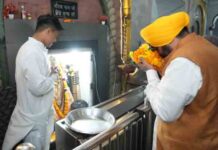 श्री काली माता मंदिर में नतमस्तक हुए सीएम भगवंत मान, पंजाब की शांति एवं विकास के लिए की प्रार्थना cm