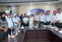 ऑस्ट्रेलिया की हॉकी विक्टोरिया टीम का प्रतिनिधिमंडल जालंधर पहुंचा, NRI सभा के कार्यालय में नितिन कोहली, CP धनप्रीत कौर और परविंदर कौर बंगा स्वागत किया hockey