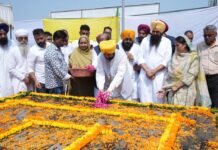 CM Bhagwant Mann द्वारा खटकड़ कलां में शहीद-ए-आज़म भगत सिंह को श्रद्धा के फूल अर्पित cm