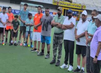 ਸੁਰਜੀਤ ਹਾਕੀ ਅਕੈਡਮੀ ਵਿਖੇ ਖੇਡ ਉੱਘੀਆਂ ਸ਼ਖਸੀਅਤਾਂ ਵੱਲੋਂ ਖਿਡਾਰੀਆਂ ਨੂੰ ਹਾਕੀ ਦੇ ਗੁਰ ਸਿਖਾਏ ਗਏ surjit