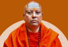 अश्लील मैसेज भेजे, टच्च किया… दिल्ली के कॉलेज प्रमुख स्वामी चैतन्यानंद सरस्वती पर यौन शोषण का केस swami