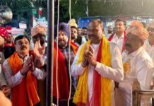 जालंधर कैंट में भगवान वाल्मीकि जी महाराज के प्रकाशोत्सव पर निकाली शोभायात्रा, सागर जार्ज साथियों सहित हुए नतमस्तक bhagwan