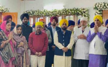 श्री गुरु तेग बहादुर जी के 350वें शहीदी दिवस को समर्पित क्रमवार समागमों की समाप्ति के अवसर पर राज्य स्तरीय समारोह में भगवंत सिंह मान और अरविंद केजरीवाल ने संगत के साथ की शिरकत