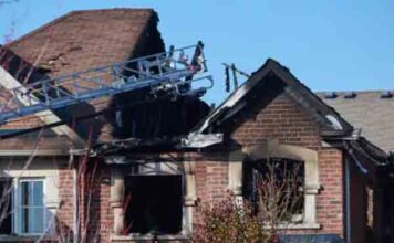 कनाडा के ब्रैम्पटन में पंजाबी परिवार के घर में भीषण आग, परिवार के 4 सदस्य जिंदा जले, छत से कूदी गर्भवती महिला तो बच गई लेकिन बच्चा…