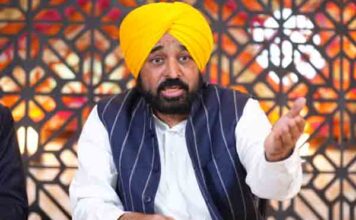 जनता के पैसे से लंदन-कनाडा-दुबई टूर करते थे सुखबीर और कैप्टन, दूसरी और CM मान लेकर आ रहे हैं जापान से रोजगार!