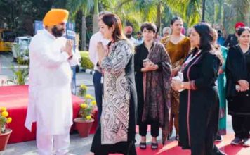 हरजोत बैंस ने विश्व-स्तरीय शिक्षण विधियों पर प्रशिक्षण के लिए 72 अध्यापकों के तीसरे बैच को फिनलैंड के लिए किया रवाना harjot