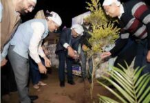 मुख्य सचिव द्वारा श्री गुरु तेग़ बहादुर जी को सच्ची श्रद्धांजलि देने के लिए अधिक से अधिक पौधे लगाने की अपील