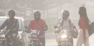 दिल्ली-NCR में बिगड़े हालात! कर्मचारी वर्क फ्रॉम होम…वाहनों पर रोक…स्कूलों के लिए ये सख्त आदेश जारी