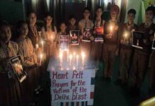 सेंट सोल्जर ग्रुप के छात्रों ने दिल्ली में हुए विस्फोट में मारे गए लोगों के परिवारों और घायलों के लिए प्रार्थना की।
