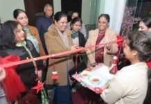 महात्मा हंस राज डी.ए.वी. इंस्टीट्यूट ऑफ नर्सिग में क्रिसमस समारोह