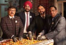 सीटी ग्रुप शाहपुर में केक मिक्सिंग के साथ शुरू हुई क्रिसमस रस्में