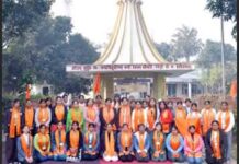 एच.एम.वी. कॉलेजिएट सीनियर सेकेंडरी स्कूल में चरित्र निर्माण शिविर का आयोजन