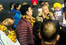 नितिन कोहली ने लद्देवाली फ्लाईओवर पर नई स्ट्रीट लाइटें लगवाईं, लोगों को मिली बड़ी राहत