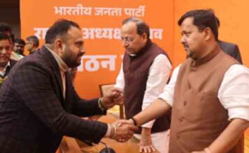 राष्ट्रीय BJP प्रधान नितिन नबीन से मिले जिलाध्यक्ष सुशील शर्मा, पूर्व MLA शीतल अंगुराल और महामंत्री अशोक सरीन हिक्की,