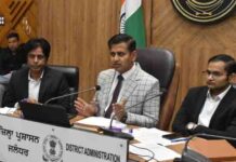 ‘पंजाब सड़क सफाई मिशन’: DC हिमांशु अग्रवाल ने अधिकारियों द्वारा गोद ली गई सड़कों के रख-रखाव के लिए किए जा रहे प्रयासों की समीक्षा की