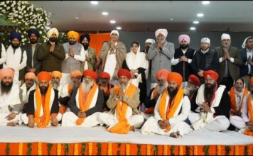 भगवंत मान के नेतृत्व वाली सरकार ने श्री गुरु रविदास जी महाराज के 649वें प्रकाश पर्व पर वर्षभर चलने वाले राज्य स्तरीय समारोहों की शुरुआत की, 2027 में ऐतिहासिक 650वें प्रकाश पर्व की तैयारियों का हुआ आगाज़