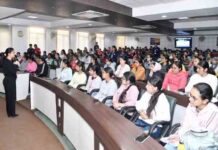 एच.एम.वी. में रोजगार कौशल और भविष्य की तकनीकों पर प्रेरणादायक कार्यशाला