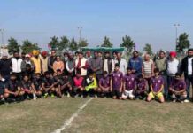 बाबा साहेब डॉ. भीम राव अंबेडकर जी को समर्पित फुटबॉल टूर्नामेंट का उद्घाटन नितिन कोहली ने गांव चोहकां कलां में किया